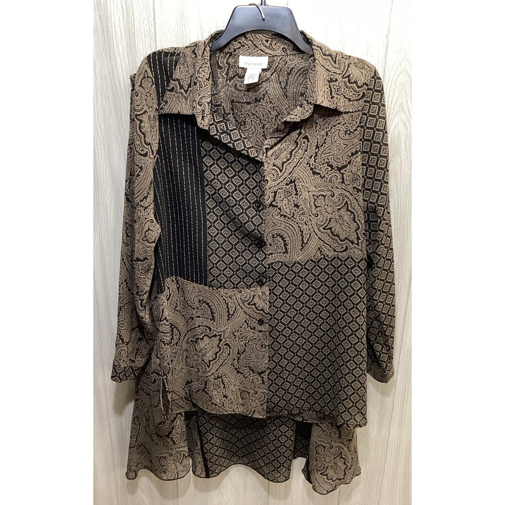 AVENUE Women's (Size 14/16) Long Sleeve Button Down Collared Skirt Set‎